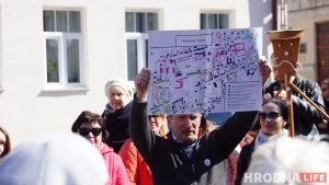 Старыя стаміліся, а маладыя не заўважылі. Чаму «самы еўрапейскі горад Беларусі» пашкадаваў экскурсіі для фэста?