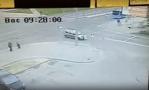 У Гродне мужчына загінуў пры спробе «прыкурыць» аўтамабіль (абноўлена)