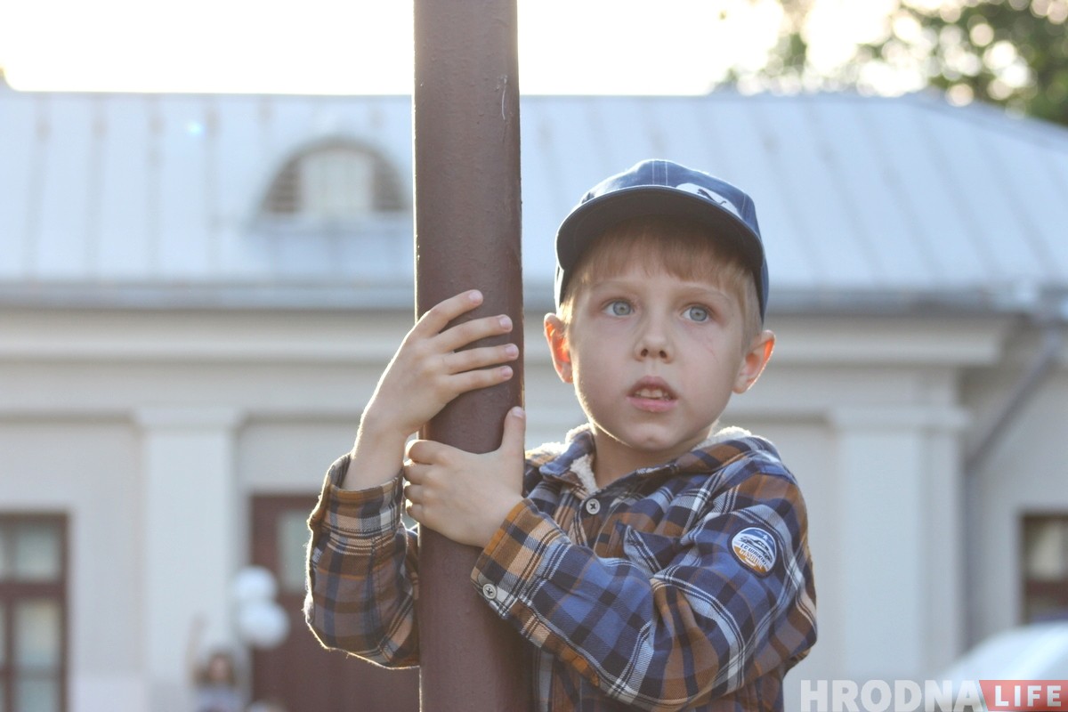 "Сабраліся кайфануць". У Гродне прайшоў канцэрт Цімы Беларускіх