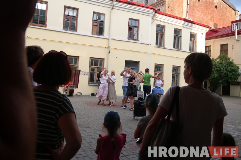 У дворыку былой “Крыгі” з’явіцца рэстаран усходняй кухні. Пачаліся ...