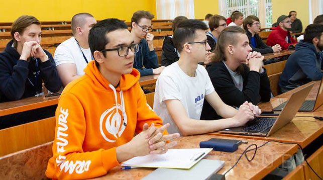 У Гродне праходзяць міжнародныя зборы студэнтаў-праграмістаў
