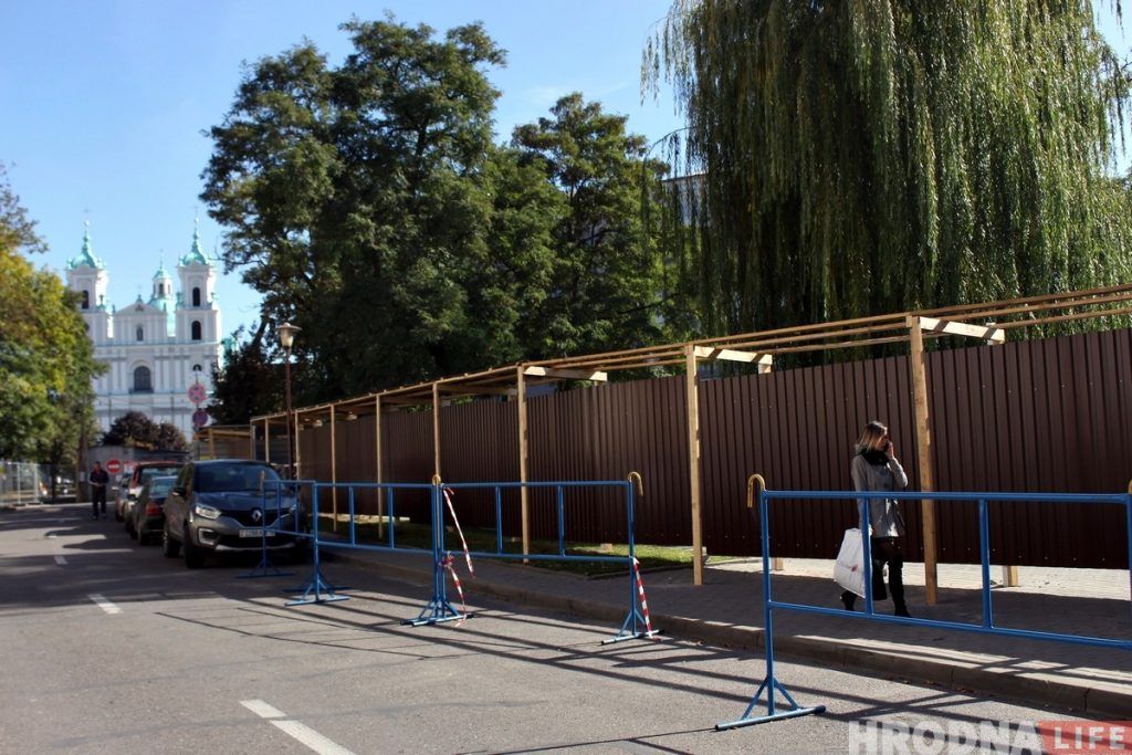 Хутка пачнецца забудова сквера на Замкавай. Перад гэтым пройдуць археалагічныя раскопкі