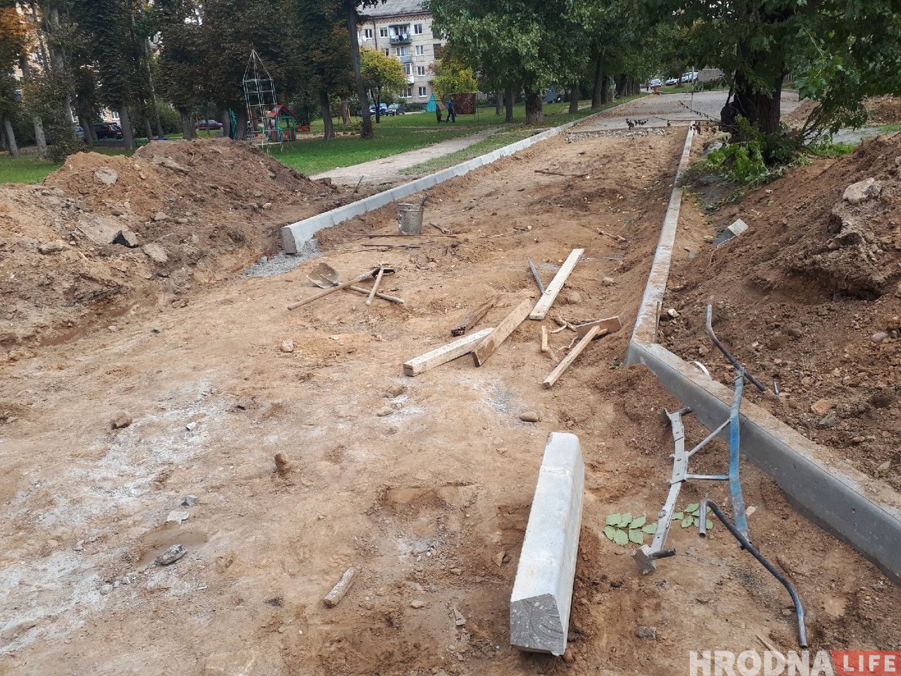 На Гагарина на месте спортивной площадки появится парковка для автомобилей