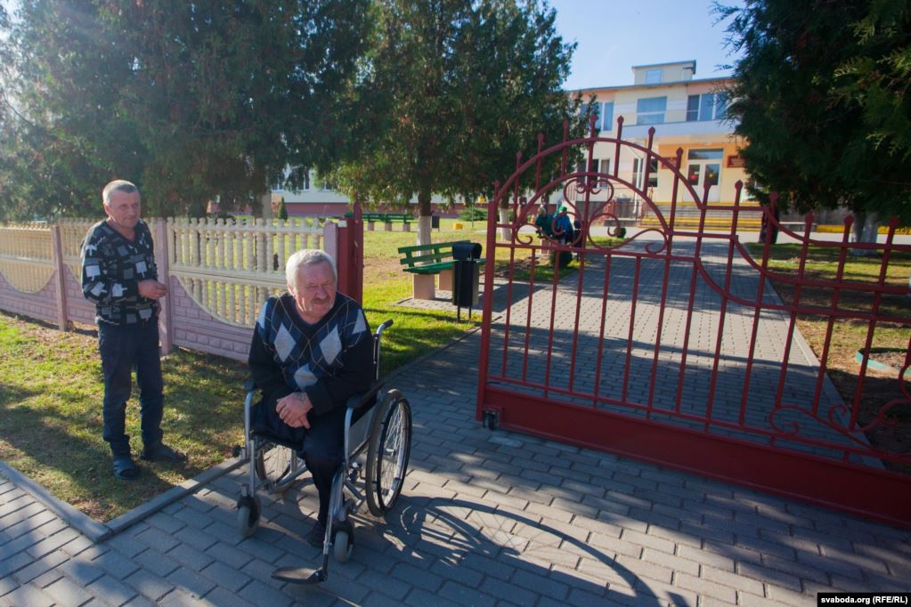 «Бывае, накрычыць або шлёпне». Што вядома пра бацьку, які да смерці збіў сваю малую дачку. ФОТА