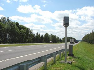 Беларуска скрала пашпарты ў пенсіянераў, каб купіць на іх аўто з-за мяжы