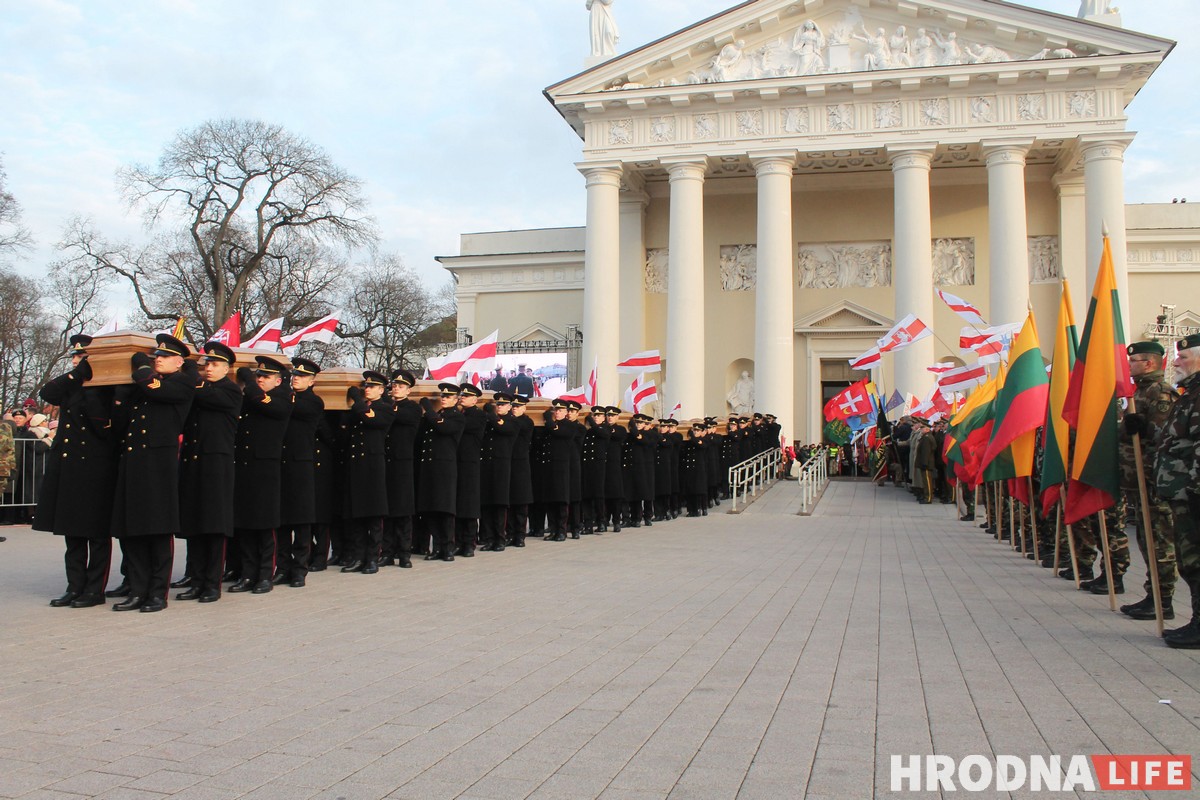 Как в Вильнюсе прошло перезахоронение Кастуся Калиновского и других повстанцев