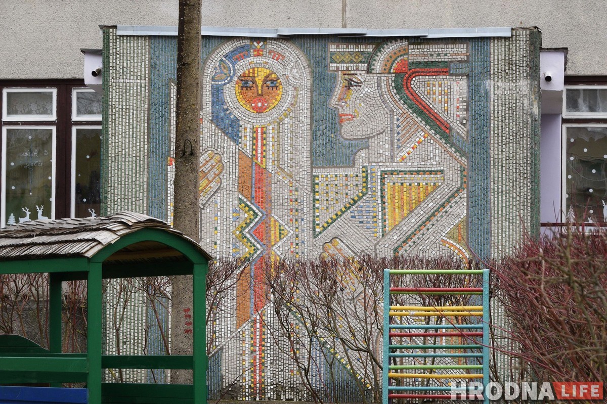 Мазаікі, роспісы і скульптурныя пано. 7 месцаў Гродна, дзе пабачыш савецкае манументальнае мастацтва
