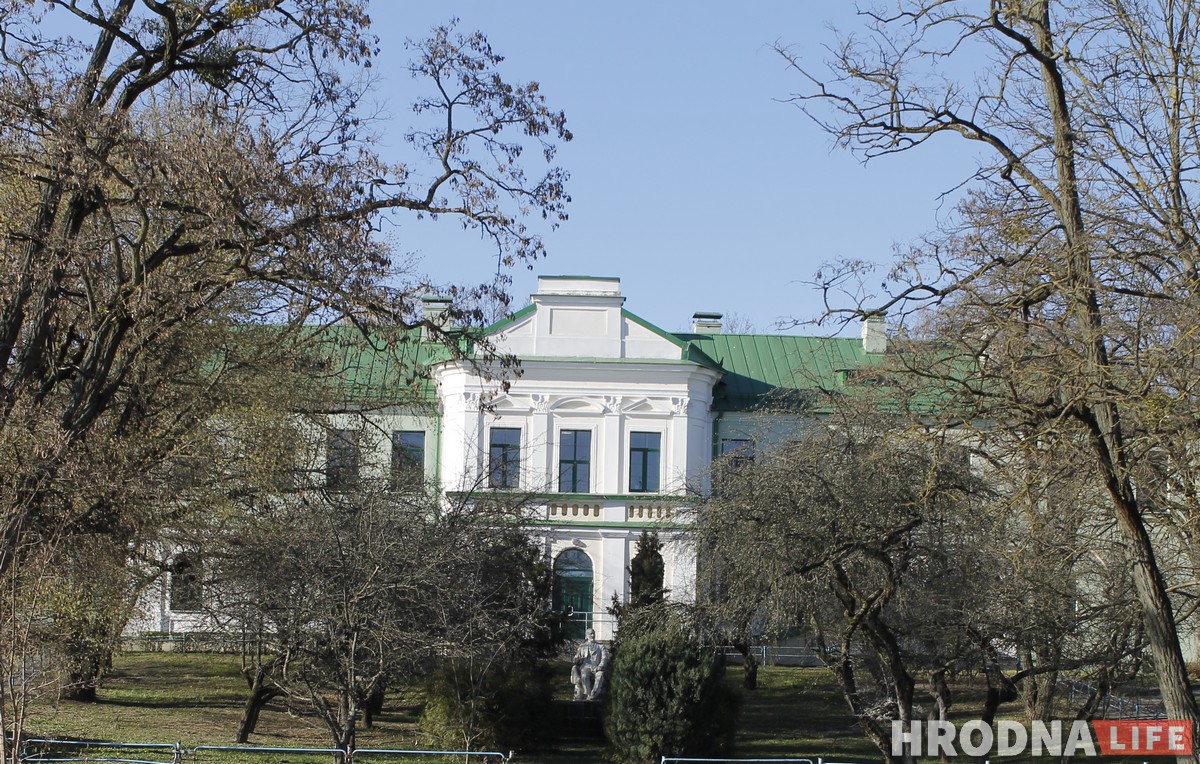 Топ-7 касмічных вуліц Гродна: куды пайсці на шпацыр у Дзень Касманаўтыкі