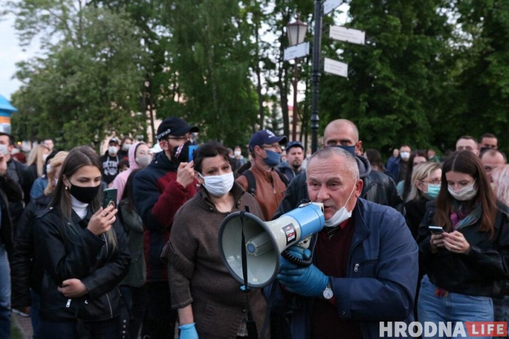 У Гродне затрымалі блогера Сяргея Ціханоўскага