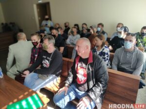 Ежи Григенча в центре