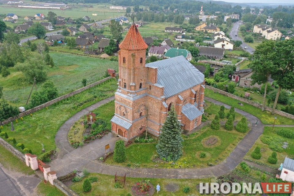 "Схаваная" сінагога, ядро ў сцяне і найвышэйшы млын Беларусі: падарожжа на 12 цікавостак за 1 дзень
