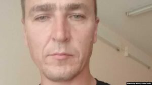 Чым скончылася затрыманне шматдзетнага бацькі ў Мастах на Дзень незалежнасці, які здымаў правакацыю на відэа