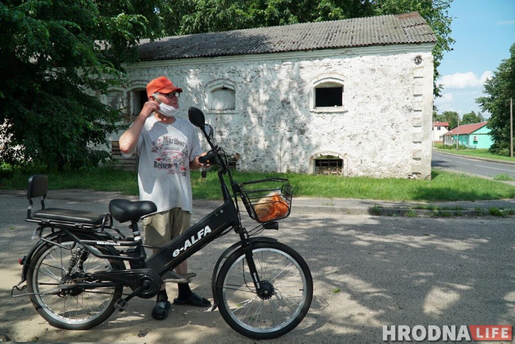 Палац у лясных джунглях,  пешы мост і кавалачак Вестфаліі ў Беларусі: падарожжа на 12 цікавостак за 1 дзень