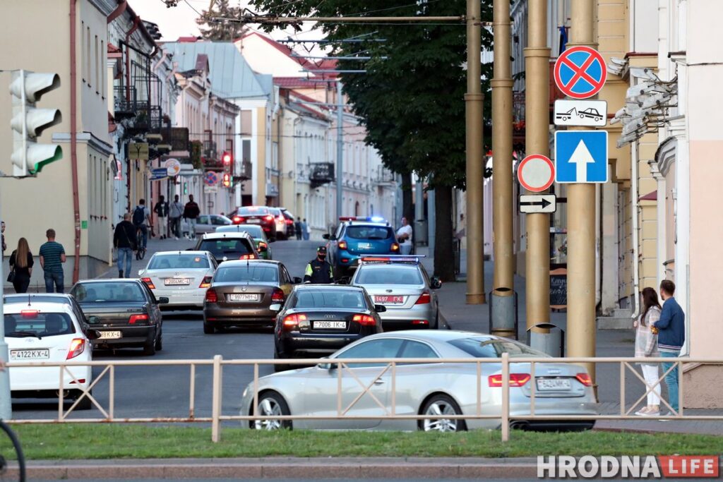 Глядзіце, як у Гродне людзі выйшлі на стыхійную акцыю пратэсту