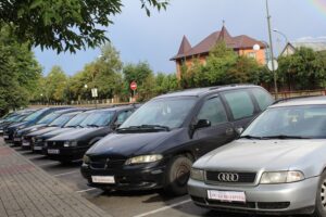 У Лідзе прайшоў аўтапрабег работнікаў МНС на машынах са схаванымі нумарамі