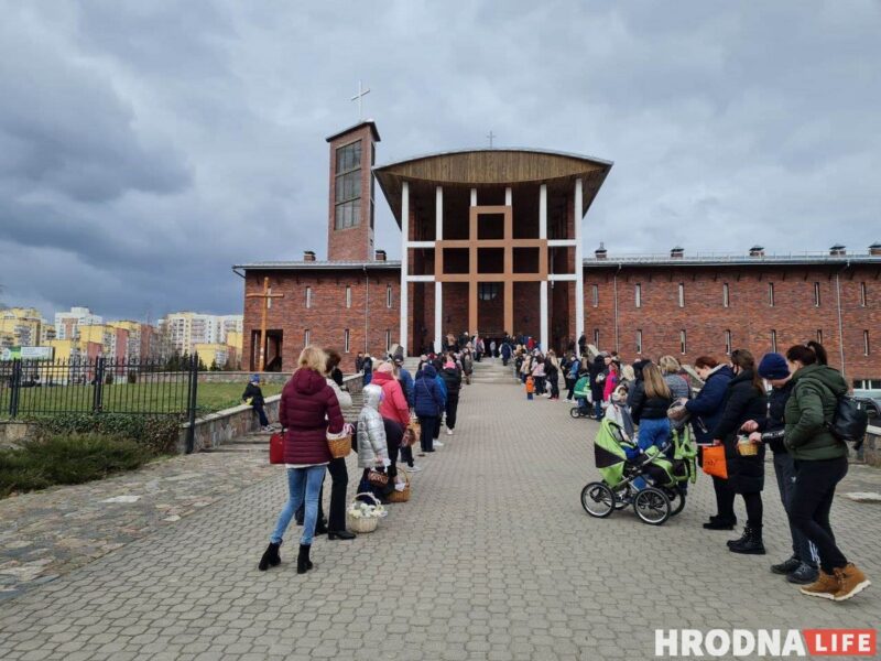 У касцёлах Гродна рыхтуюцца да Пасхі