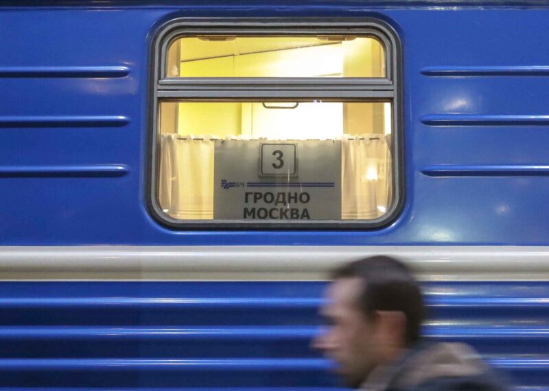 Цягнікі з Гродна ў Мінск зменяць расклад, а вагоны на Маскву адменяць