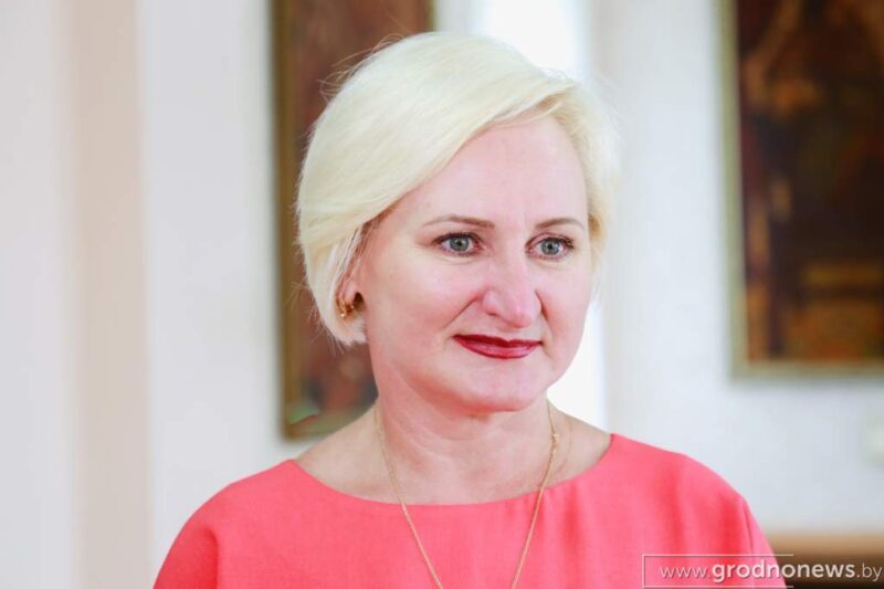 Вараніца раскрытыкавала Бондараву і заступілася за Караткевіча і Быкава