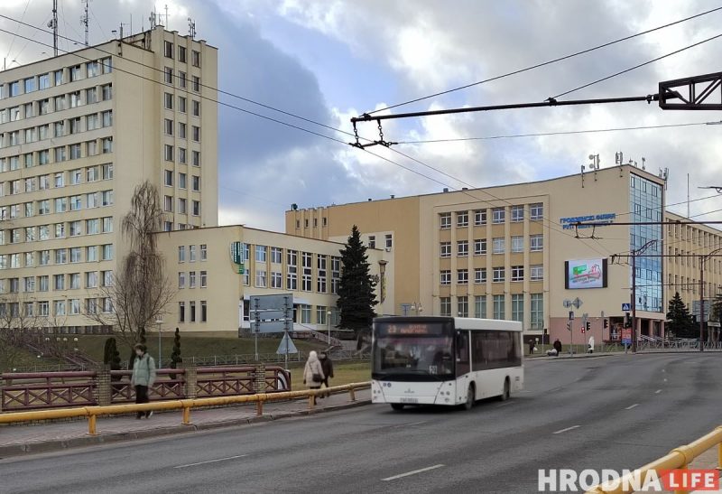 Движение по улице Аульской запретят на месяц. Как сейчас доехать на кладбище?