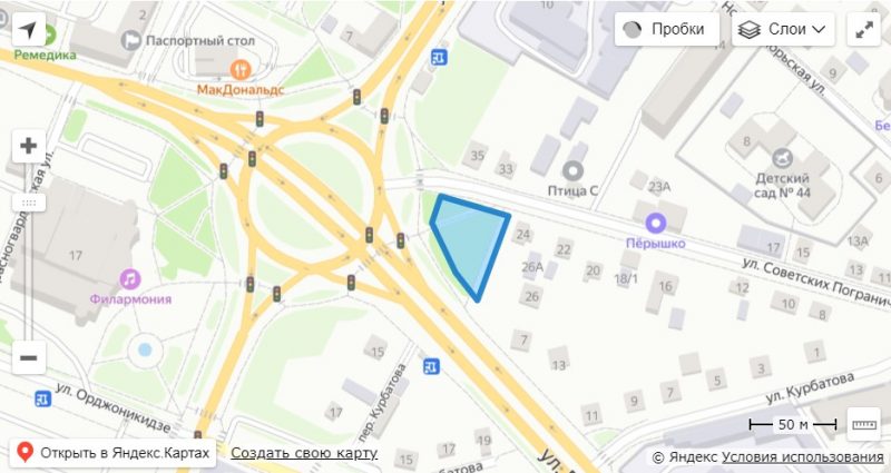 Участок на месте "пьяного угла" купил приезжий. Он построит там ресторан либо кафе