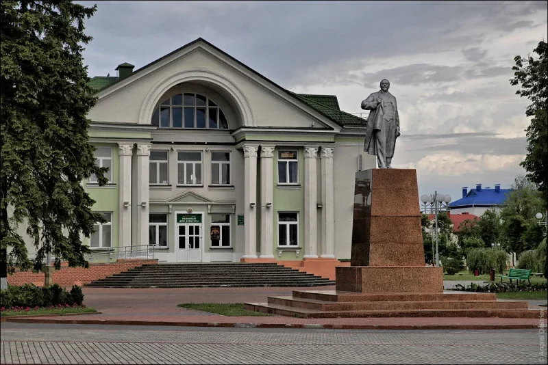Савецкія будынкі Гродна: дзе ў Расіі і Украіне знайсці іх “блізнятаў”