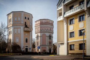Колькі каштуе мастацтва? Гродзенкі ў Гродне і ў Швецыі прадаюць свае малюнкі - але кошты вельмі розныя