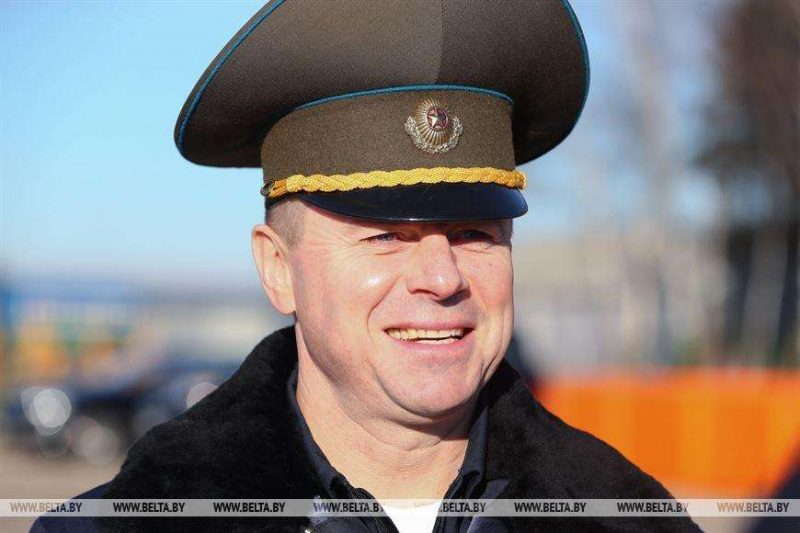 Служыў у Бураціі, дачка вучыцца ў Германіі. Што вядома пра новага камандуючага паветранымі сіламі Беларусі