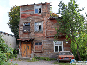 Рэдкі прыклад драўлянага канструктывізму ў Гродне выставілі на аўкцыён: яго, верагодна, знясуць, каб пабудаваць копію