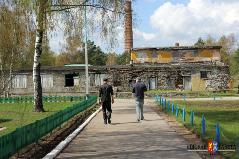 У Дзятлаве не хапае лекараў: на аперацыі прывозяць зняволеных медыкаў з калоніі