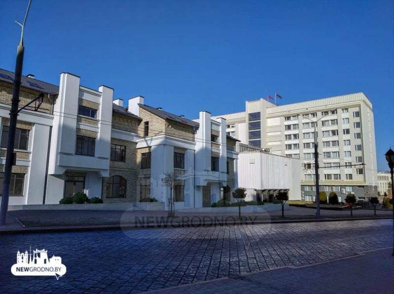 Вежа, аркады і пашыраны выканкам: архітэктары прапанавалі цэнтру Гродна вельмі постмадэрністычную забудову