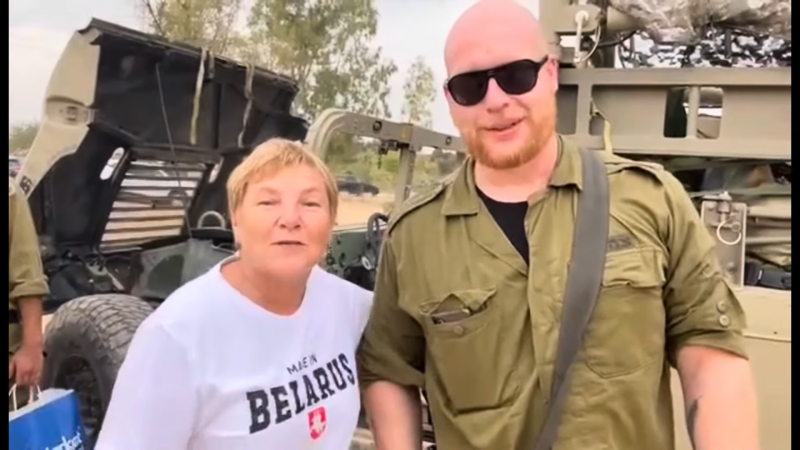 Гродненскую блогерку Александру Ханевич будут эвакуировать из Израиля через Кипр и Австрию