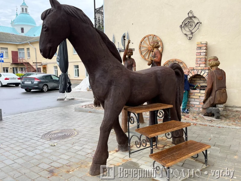 У цэнтры Гродна з’явілася новая фотазона - кавальскі дворык