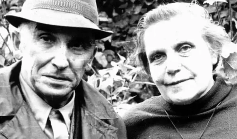 «Кто защищает людей без гражданства?» Как Ларису и Яна Гениюшей лишили гражданства — и восстановили через 76 лет