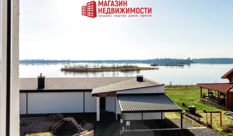 Дом у Навасёлках на беразе Грозненскага мора-выгляд з акна
