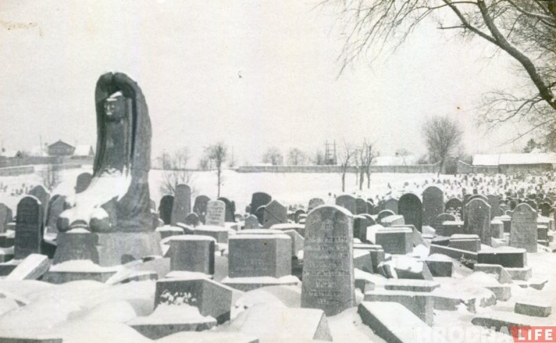 Гродзенец з дапамогай нейрасеткі размалёўвае архіўныя фота горада