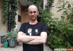 Фота: Сяргей Спарыш у офісе партыі "Народная грамада". Вільня. 17.09.2025
