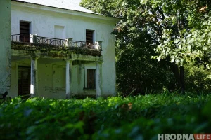 Былая бібліятэка Храптовічаў у Шчорсах. Фота: з архіваў Hrodna.life.life