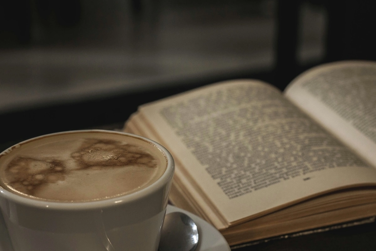 Кофе; книги; буккроссинг в кофейнях Гродно