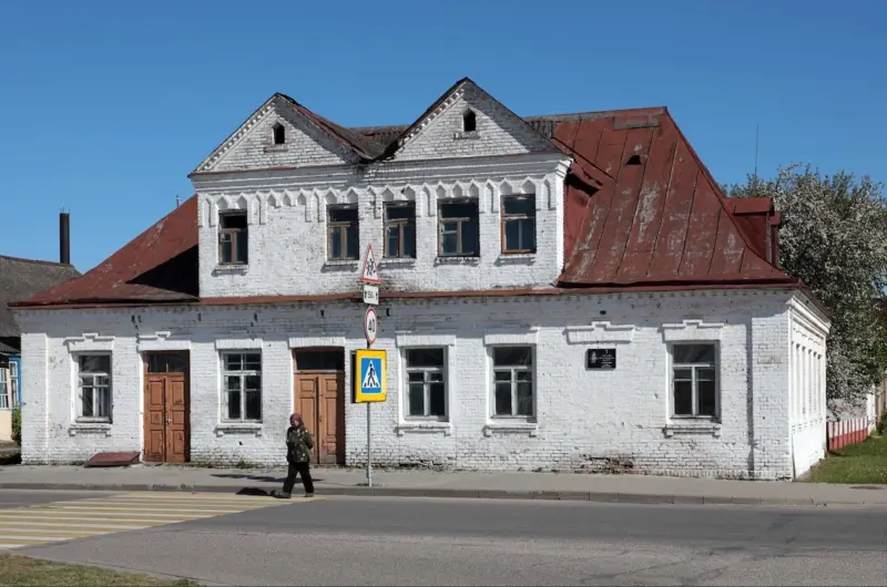У Гальшанах з аўкцыёну прададуць будынак былой амбулаторыі У Гальшанах з аўкцыёну прададуць будынак былой амбулаторыі