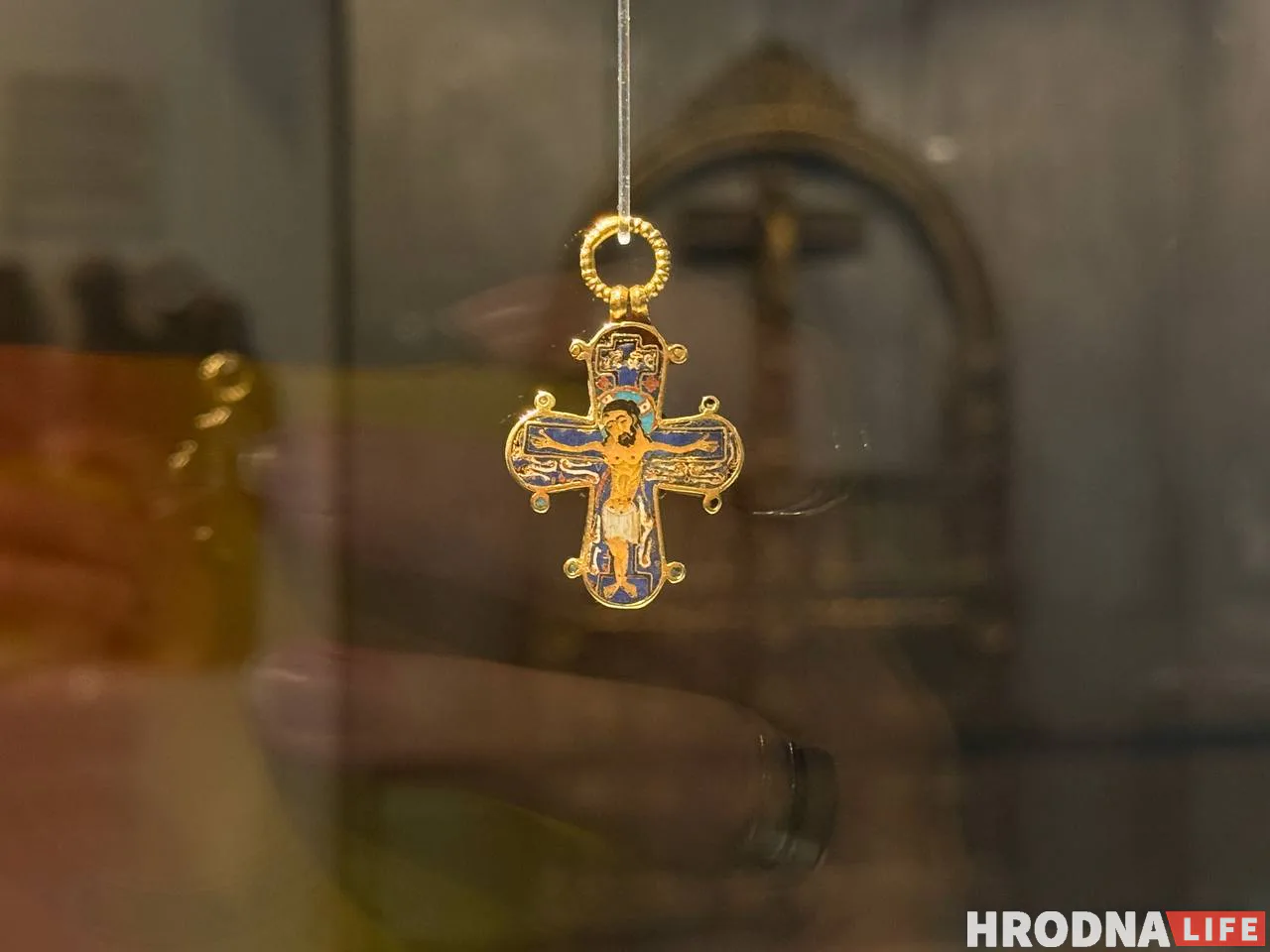 Арыгінальны Крыж Дагмар XII ст. у Нацыянальным музеі ў Капенгагене. Фота: Аляксей Шота, Hrodna.life