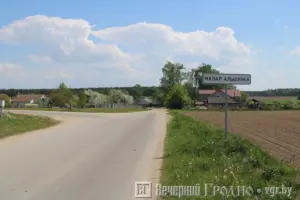 Жыхары Малой Альшанкі просяць зрабіць дарогу – улады абяцалі, але перадумалі