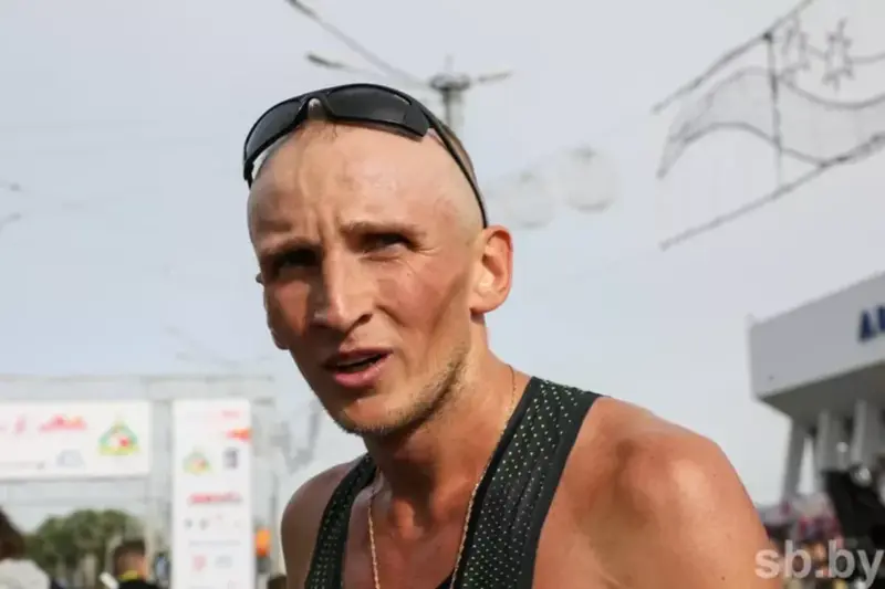«Калі вы пазакрываеце я*льнікі». Гродзенскі амапавец і былы чэмпіён Беларусі абмацюкаў карыстальніка Threads Артем Логиш